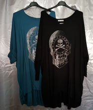 Lade das Bild in den Galerie-Viewer, Shirt &quot;Totenkopf&quot;
